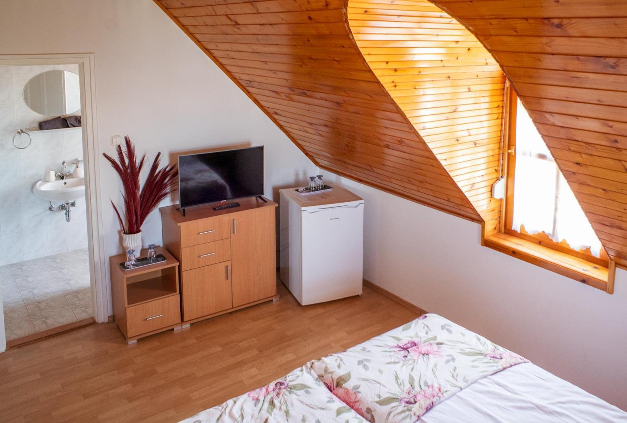 Bella Villa Apartmanhaz Zamárdi Exterior foto
